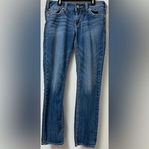 Silver Jeans Women's Classic Blue Straight Leg Denim. 29x31.